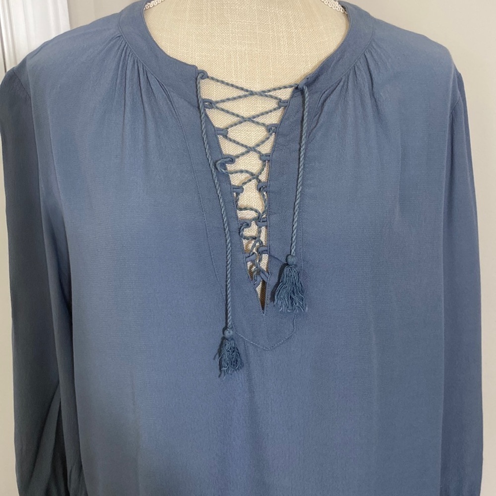 Madewell women’s blouse size extra small blue three-quarter sleeves